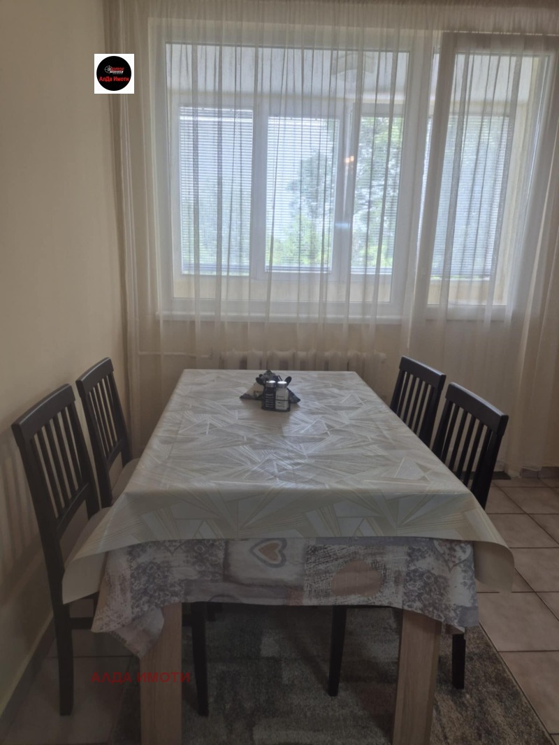 K pronájmu  2 ložnice Sofia , Nadežda 1 , 110 m2 | 44858596 - obraz [3]