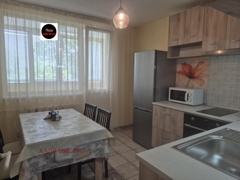 K pronájmu  2 ložnice Sofia , Nadežda 1 , 110 m2 | 44858596
