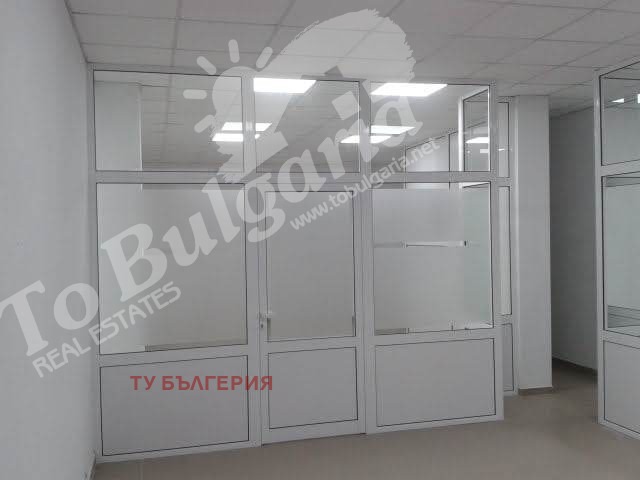 Дава под наем ОФИС, гр. Велико Търново, Център, снимка 3 - Офиси - 40733545