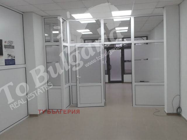 Дава под наем ОФИС, гр. Велико Търново, Център, снимка 4 - Офиси - 40733545