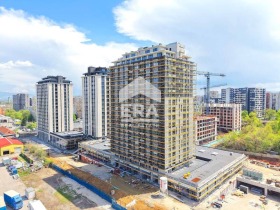 Sklep Baniszora, Sofia