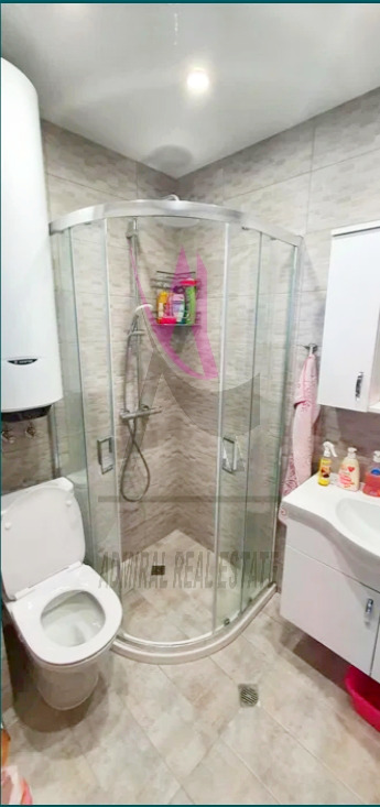 Zu vermieten  1 Schlafzimmer Warna , Pobeda , 72 qm | 41991874 - Bild [4]