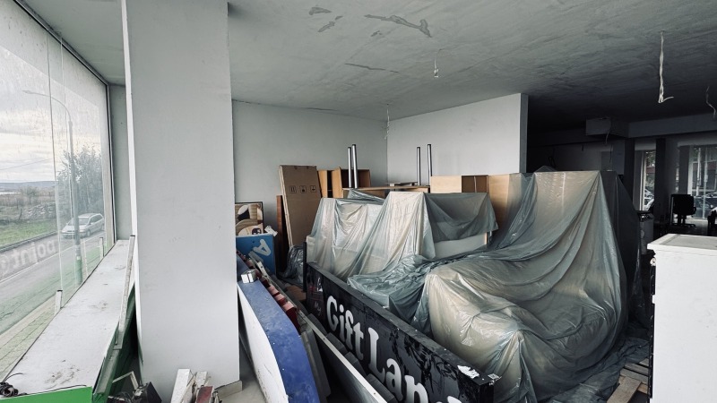 Дава под наем МАГАЗИН, гр. Бургас, област Бургас, снимка 14 - Магазини - 52785819