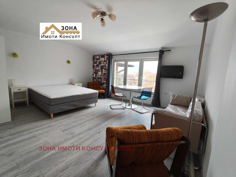 Дава под Наем АТЕЛИЕ, ТАВАН в град София, Докторски паметник - 54 кв.м / 550 € » 1 075.71 лв., ЗОНА ИМОТИ КОНСУЛТ ЕООД