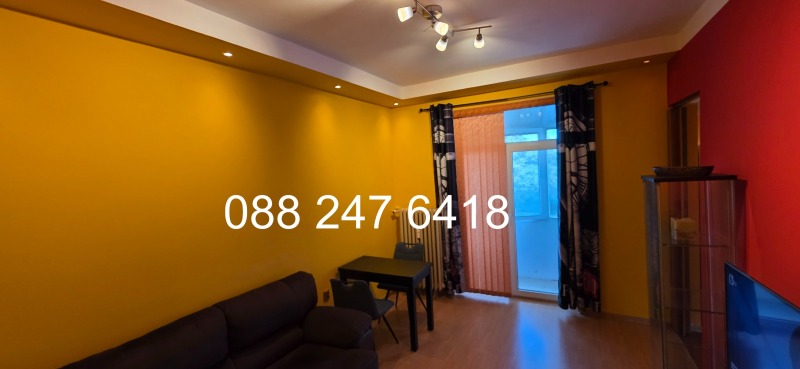 A louer  1 chambre Sofia , Tsentar , 70 m² | 98563432