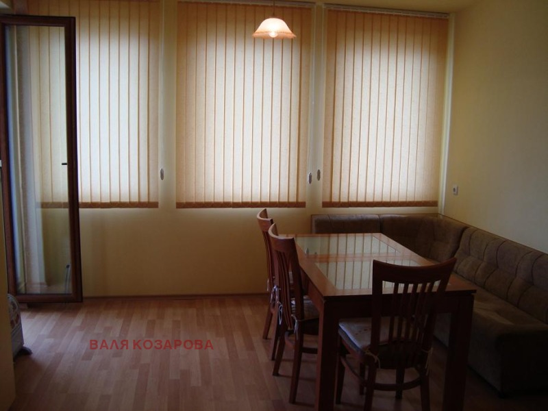 Kiadó  1 hálószoba Pleven , Idealen centar , 80 négyzetméter | 12973712 - kép [4]