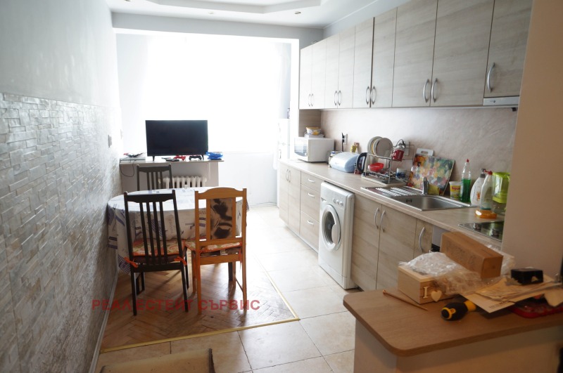 Kiralık  3 yatak odası Sofia , Geo Milev , 130 metrekare | 40448186