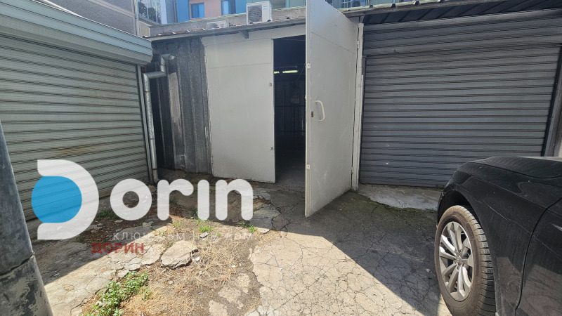 Дава под Наем СКЛАД в град Пловдив, Капана - 50 кв.м / 255.65 € » 500 лв., ДОРИН