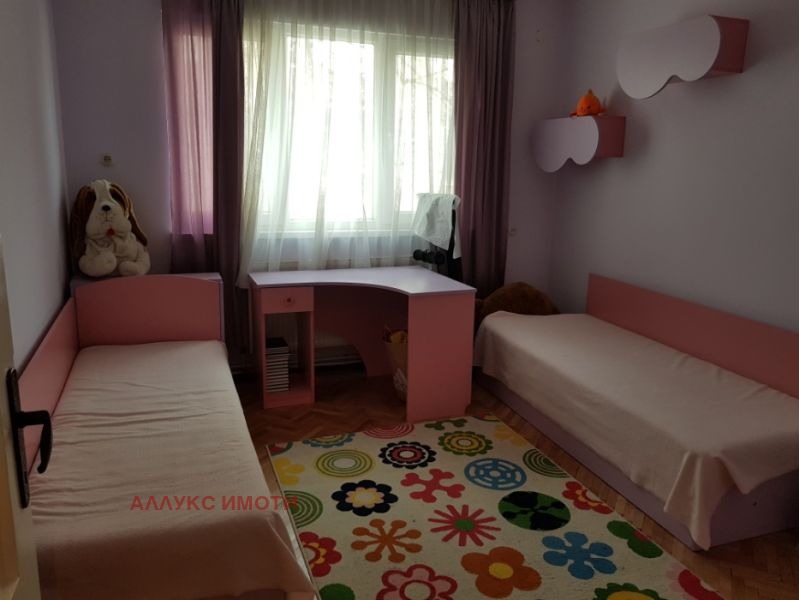 Дава под наем 3-СТАЕН, гр. Русе, Център, снимка 5 - Апартаменти - 55811396