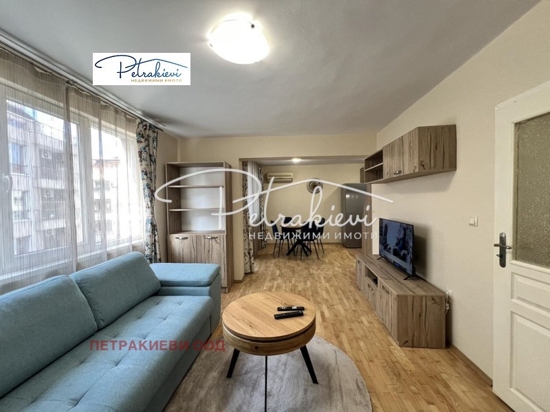 Da affittare  1 camera da letto Burgas , Lazur , 68 mq | 62599302