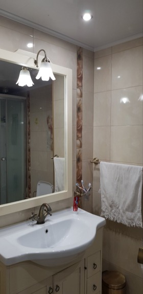 3+ camere da letto Aiazmoto, Stara Zagora 15