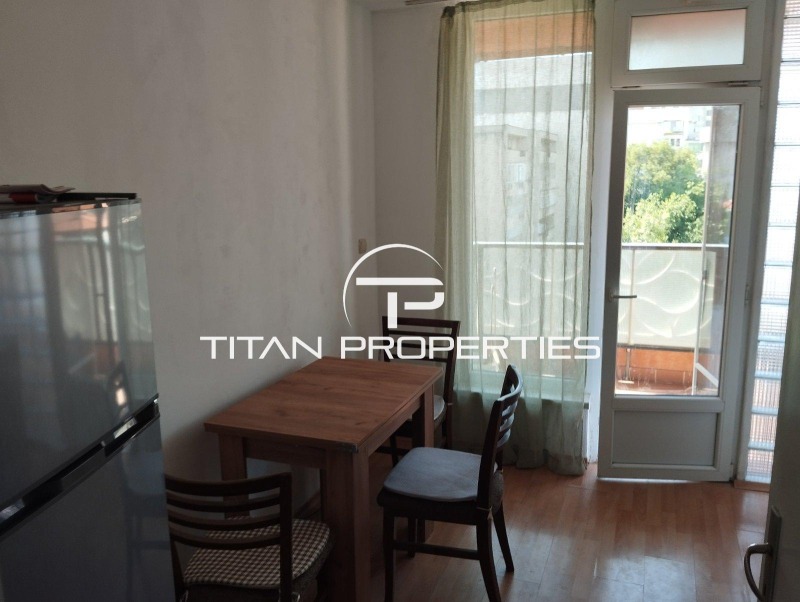 Zu vermieten  3 Schlafzimmer Plowdiw , Kameniza 1 , 90 qm | 29117998 - Bild [2]