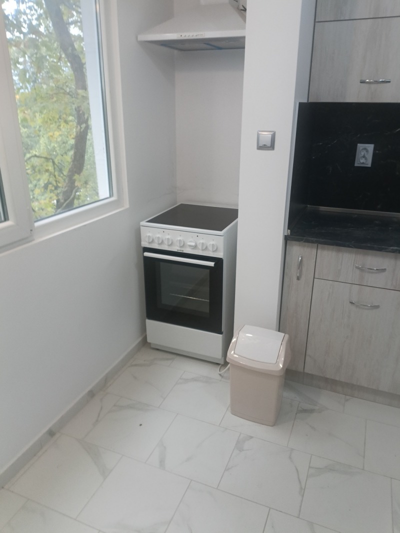 Издаје се  1 спаваћа соба Разград , Орел , 62 м2 | 65321625 - слика [5]