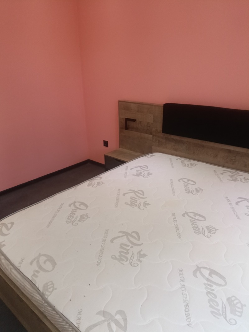 Издаје се  1 спаваћа соба Разград , Орел , 62 м2 | 65321625 - слика [3]