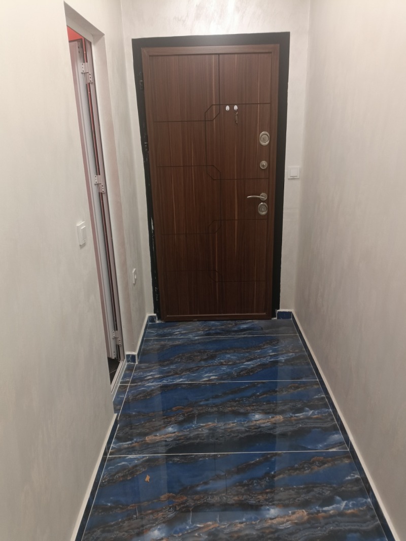 Издаје се  1 спаваћа соба Разград , Орел , 62 м2 | 65321625 - слика [7]