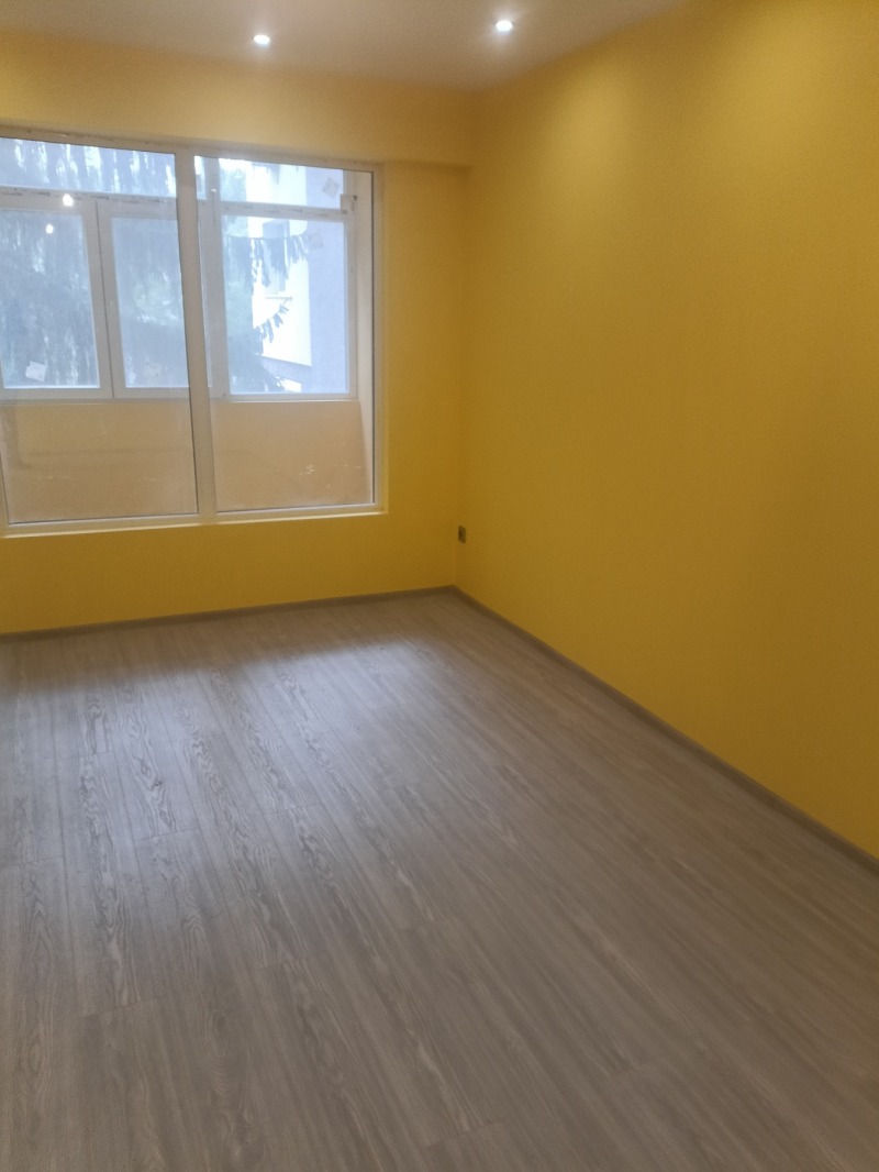 Издаје се  1 спаваћа соба Разград , Орел , 62 м2 | 65321625 - слика [9]