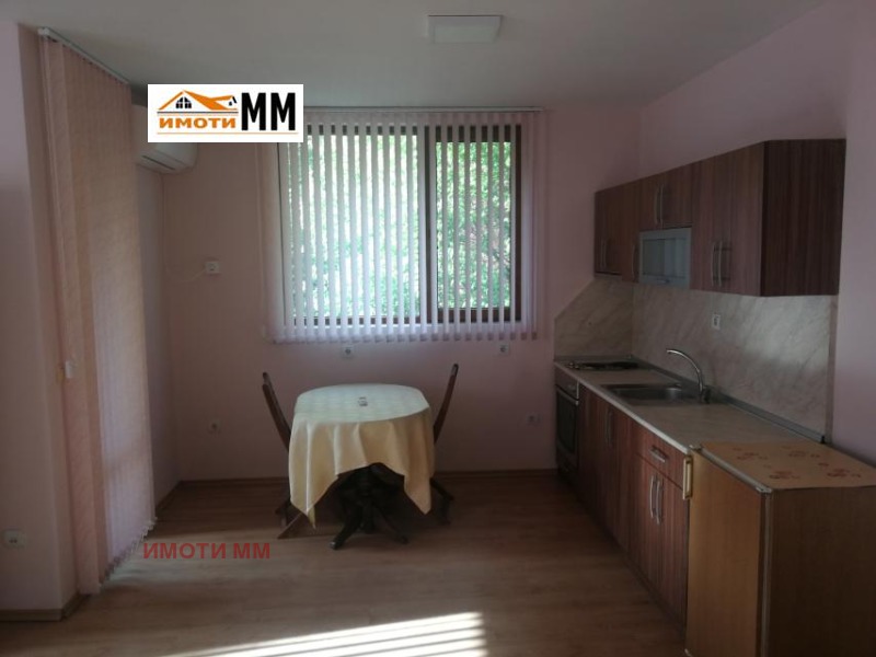Til leje  1 soveværelse Plovdiv , Karshiyaka , 70 kvm | 74806189