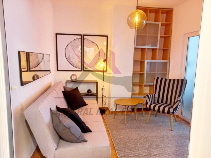 K pronájmu  2 ložnice Varna , Centar , 60 m2 | 35141404 - obraz [3]