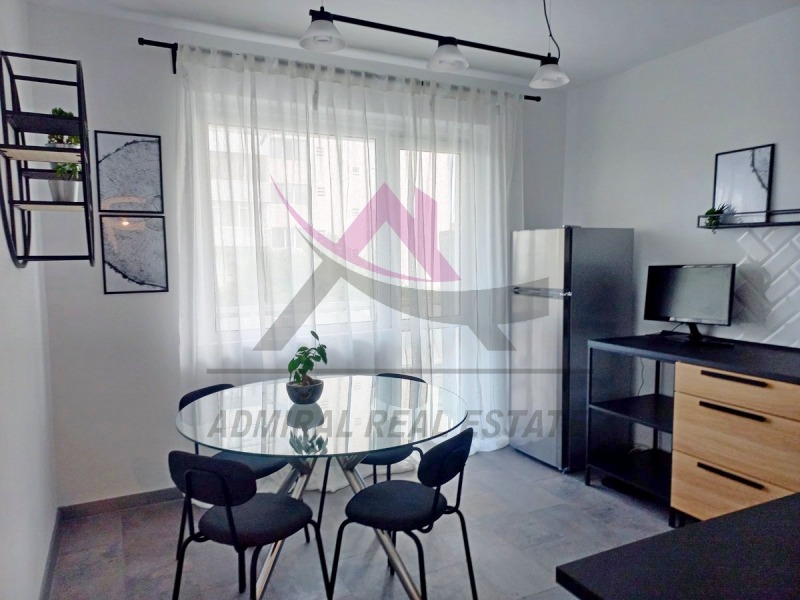 K pronájmu  2 ložnice Varna , Centar , 60 m2 | 35141404 - obraz [2]