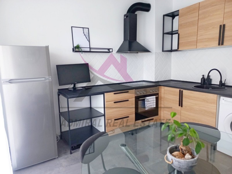 K pronájmu  2 ložnice Varna , Centar , 60 m2 | 35141404