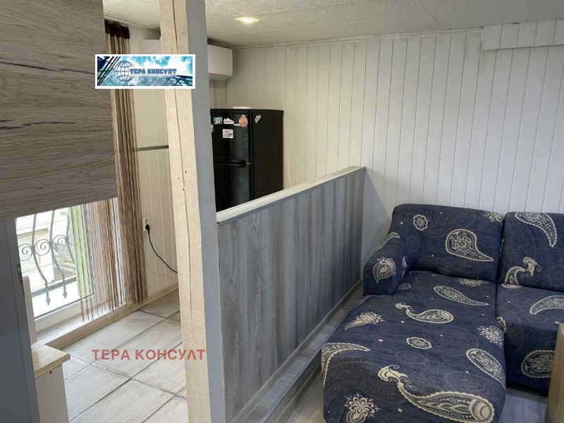 Дава под наем АТЕЛИЕ, ТАВАН, гр. Плевен, Широк център, снимка 5 - Апартаменти - 52606498