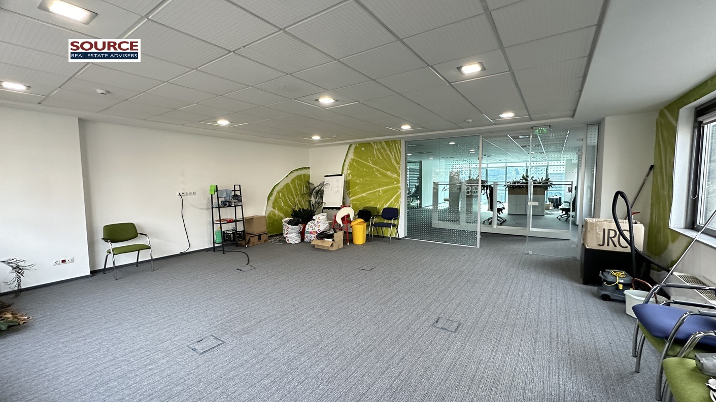 Дава под наем ОФИС, гр. София, Гео Милев, снимка 3 - Офиси - 54079695