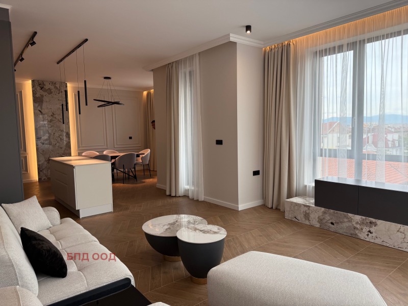 Kiadó  3 hálószobás Sofia , Centar , 201 négyzetméter | 79295779 - kép [4]