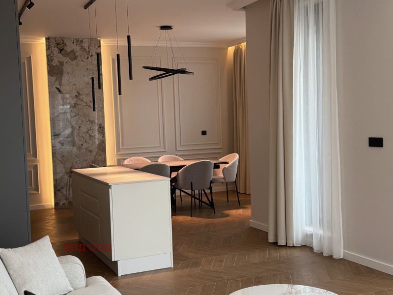 Kiadó  3 hálószobás Sofia , Centar , 201 négyzetméter | 79295779 - kép [7]