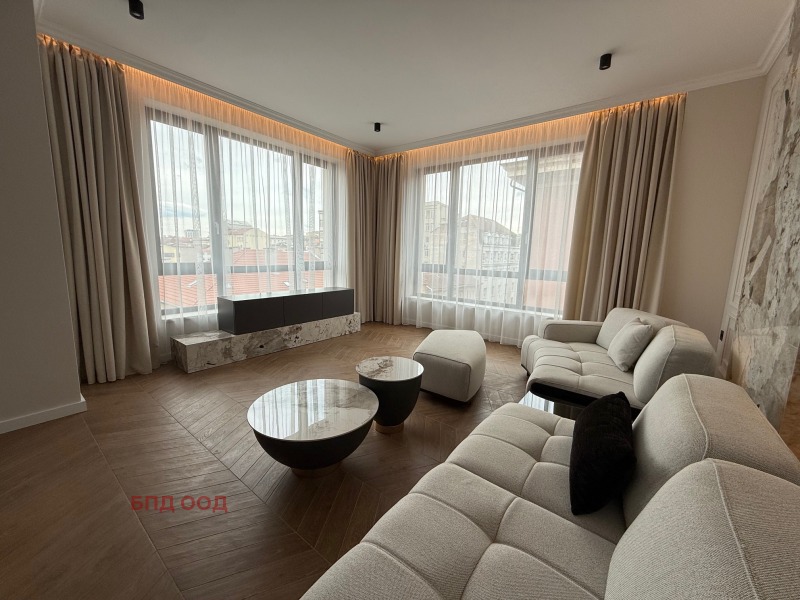 Kiadó  3 hálószobás Sofia , Centar , 201 négyzetméter | 79295779 - kép [2]