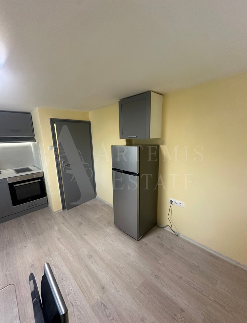 Издаје се  1 спаваћа соба Софија , м-т Гардова глава , 65 м2 | 73544460 - слика [2]