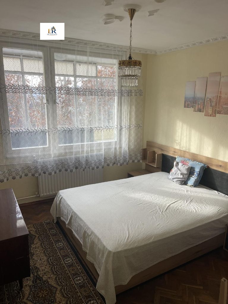 Дава под наем 2-СТАЕН, гр. Плевен, Идеален център, снимка 4 - Апартаменти - 52845040