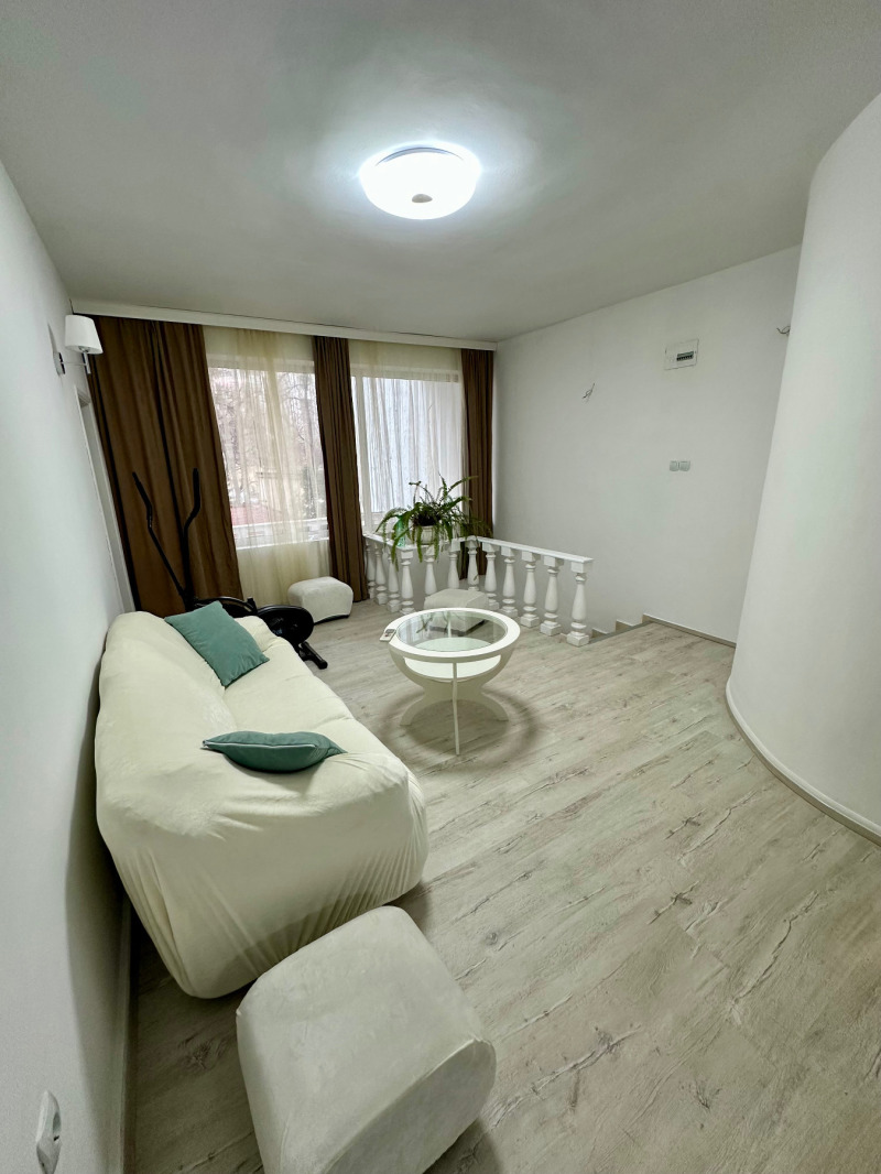 Дава под наем 3-СТАЕН, гр. Пловдив, Център, снимка 6 - Апартаменти - 53140440