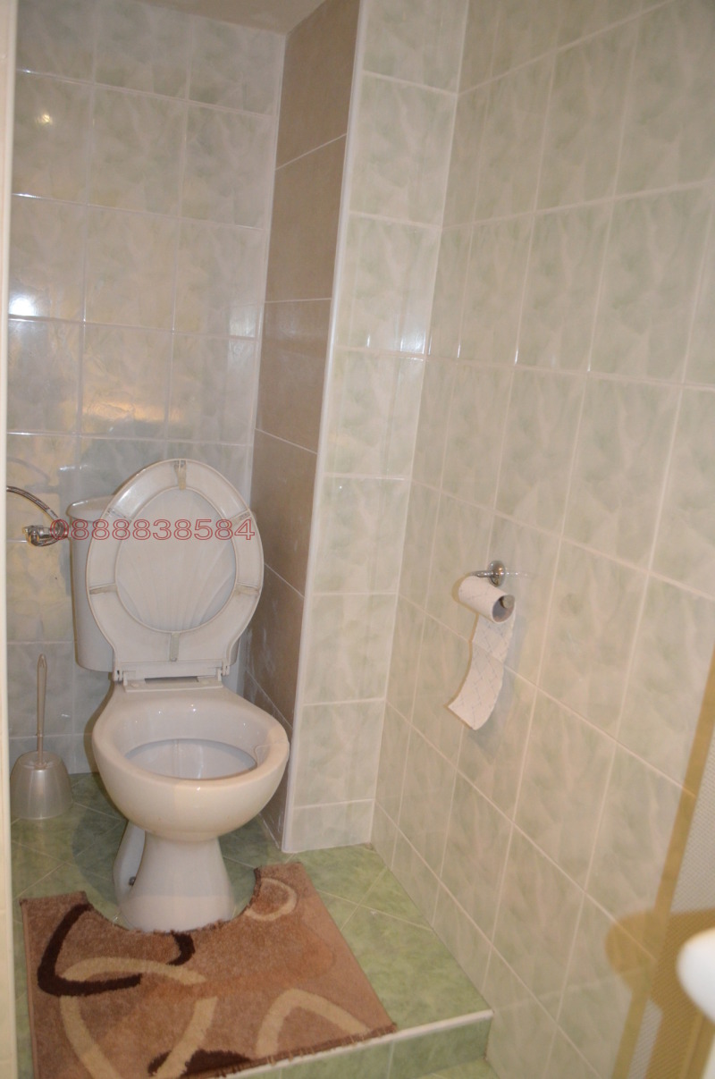 Zu vermieten  3 Schlafzimmer Plewen , Schirok zentar , 102 qm | 63839618 - Bild [7]
