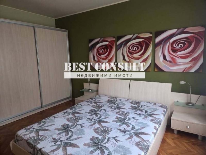 Дава под наем 4-СТАЕН, гр. Русе, Център, снимка 6 - Апартаменти - 53012560