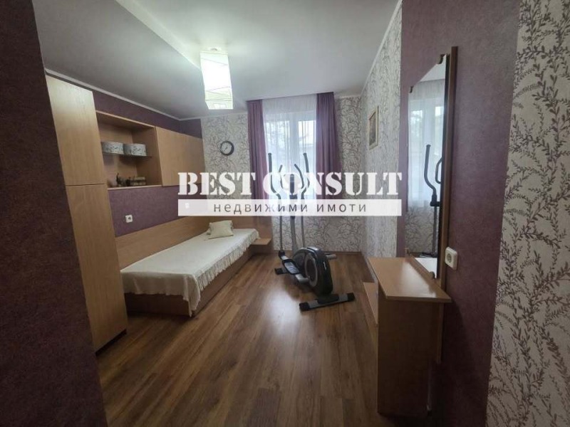 Дава под наем 4-СТАЕН, гр. Русе, Център, снимка 9 - Апартаменти - 53012560