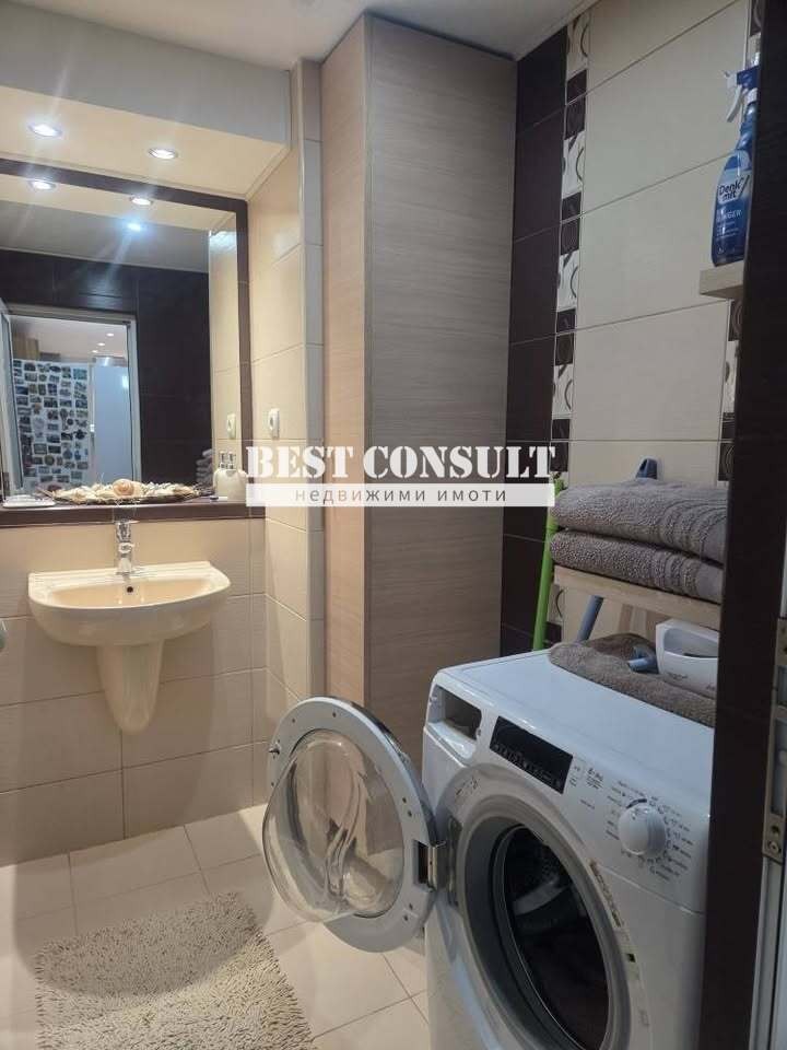 Дава под наем 4-СТАЕН, гр. Русе, Център, снимка 12 - Апартаменти - 53012560