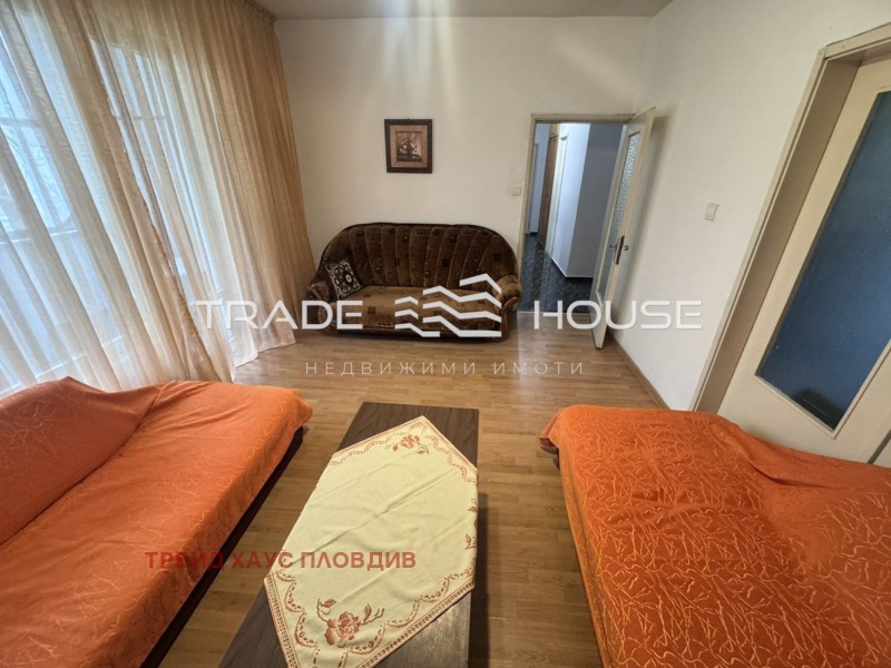Под наем 4-СТАЕН, град Пловдив, Каменица 1 • 800 лв. / 409.03 € • 54262984 1