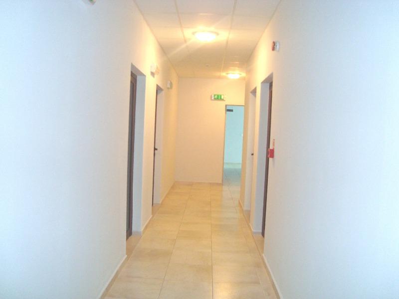 En renta  Oficina región Veliko Tarnovo , Kilifarevo , 24 metros cuadrados | 79250472 - imagen [2]