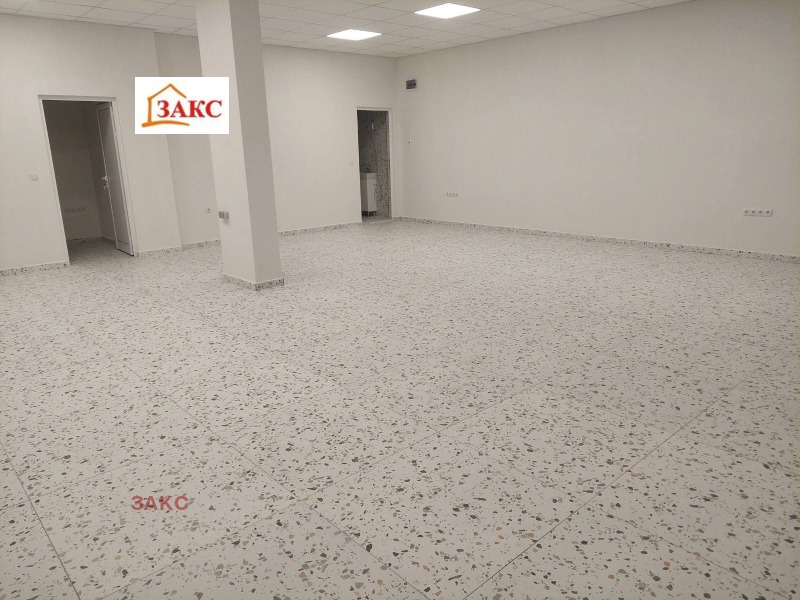 Дава под наем МАГАЗИН, гр. Кърджали, Център