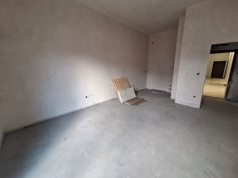 Дава под наем МАГАЗИН, гр. София, Левски В, снимка 9 - Магазини - 53227267