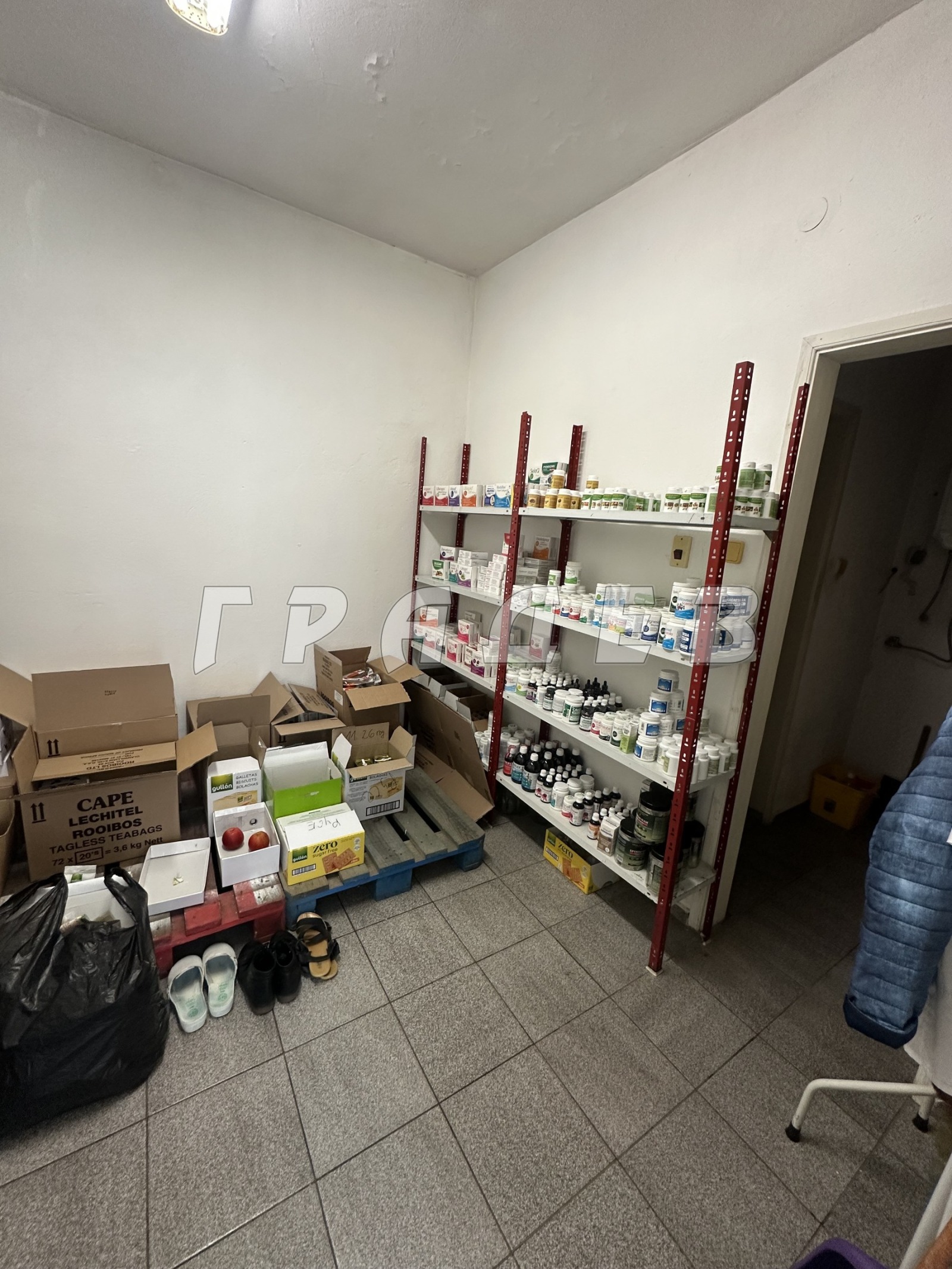 Дава под наем МАГАЗИН, гр. Русе, Център, снимка 4 - Магазини - 54211455