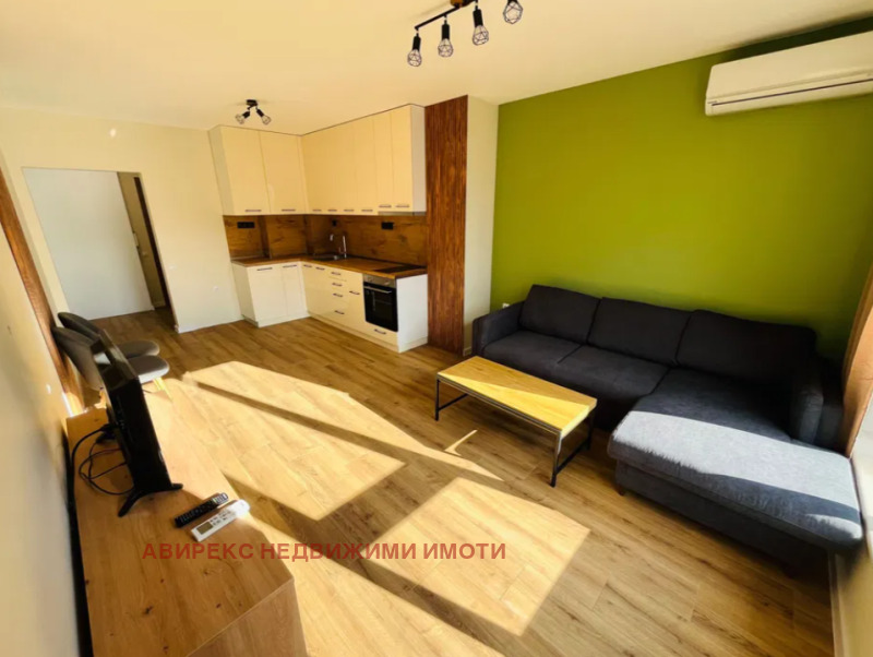 A louer  1 chambre Plovdiv , Kyutchouk Parij , 69 m² | 12192047