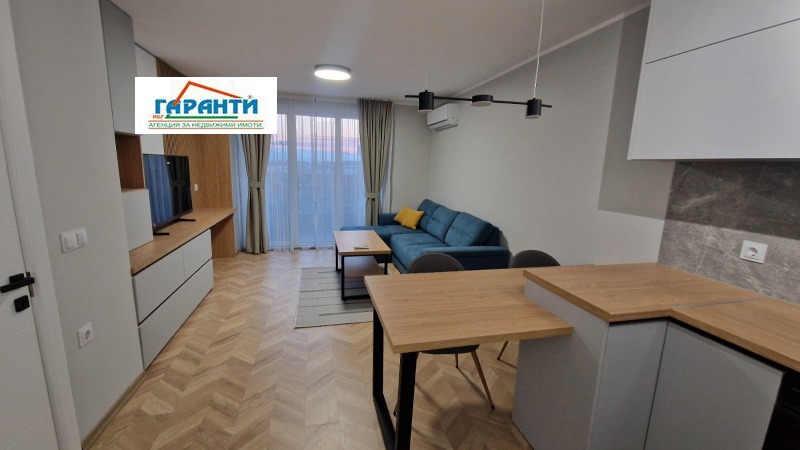 Te huur  1 slaapkamer Plovdiv , Christo Smirnenski , 75 m² | 94266428