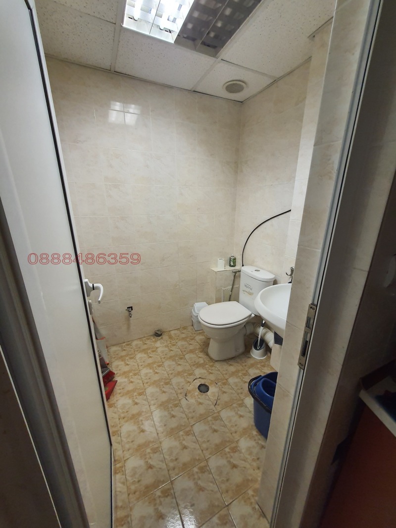 Дава под наем ОФИС, гр. Велико Търново, Колю Фичето, снимка 7 - Офиси - 52782497