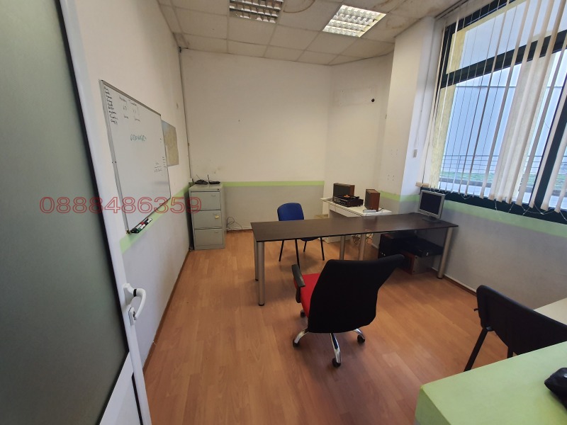 Дава под наем ОФИС, гр. Велико Търново, Колю Фичето, снимка 11 - Офиси - 52782497