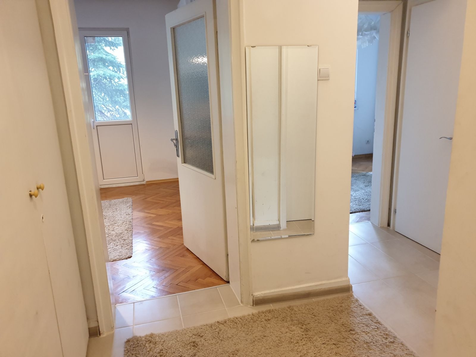 Дава под наем 3-СТАЕН, гр. София, Лозенец, снимка 13 - Апартаменти - 54619083