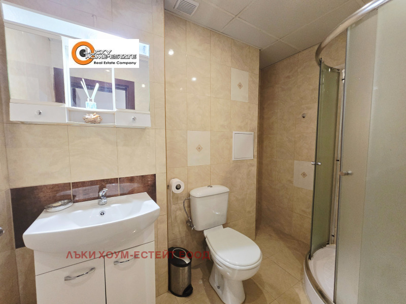 De inchiriat  1 dormitor Sofia , Țentâr , 70 mp | 50951803 - imagine [9]