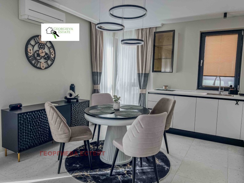 Дава под нем  3-стаен, град Пловдив, Остромила •  850 EUR • ID 14110424 — holmes.bg - [1] 