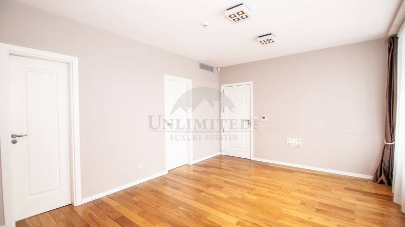 K pronájmu  3+ ložnice Sofia , Centar , 450 m2 | 36777568 - obraz [7]