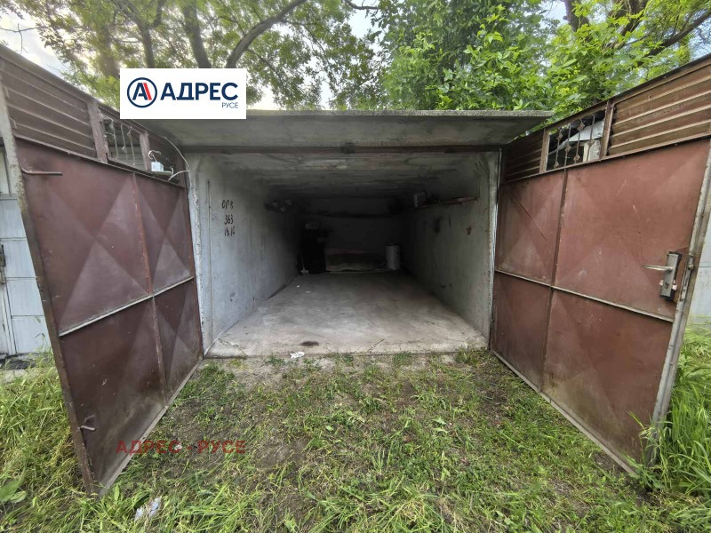 Da affittare  Box auto Ruse , Zdravets Sever 1 , 18 mq | 13845066